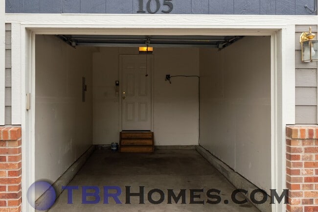 Building Photo - 1441 S Danube Way