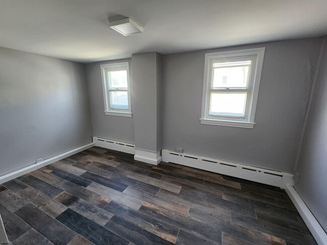 Building Photo - 20 S Marion Ave