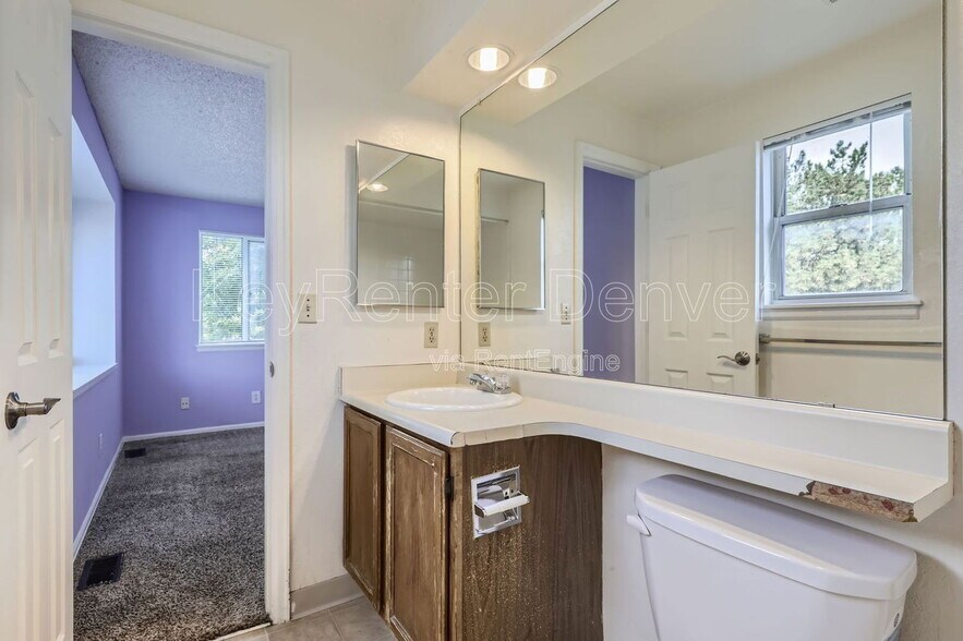 Building Photo - 12404 E Tennessee Cir