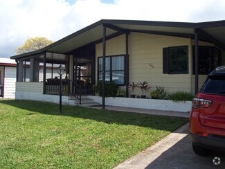 Building Photo - 630 Sun Ray Ct