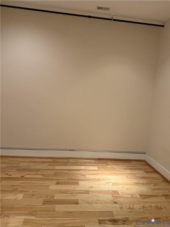 Building Photo - 105 E Broad St