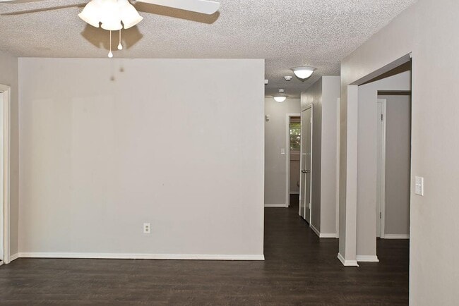 Building Photo - 3208 SE 56th St