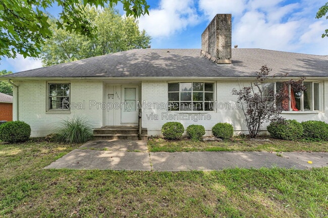Building Photo - 2105 S Barcliff Ave