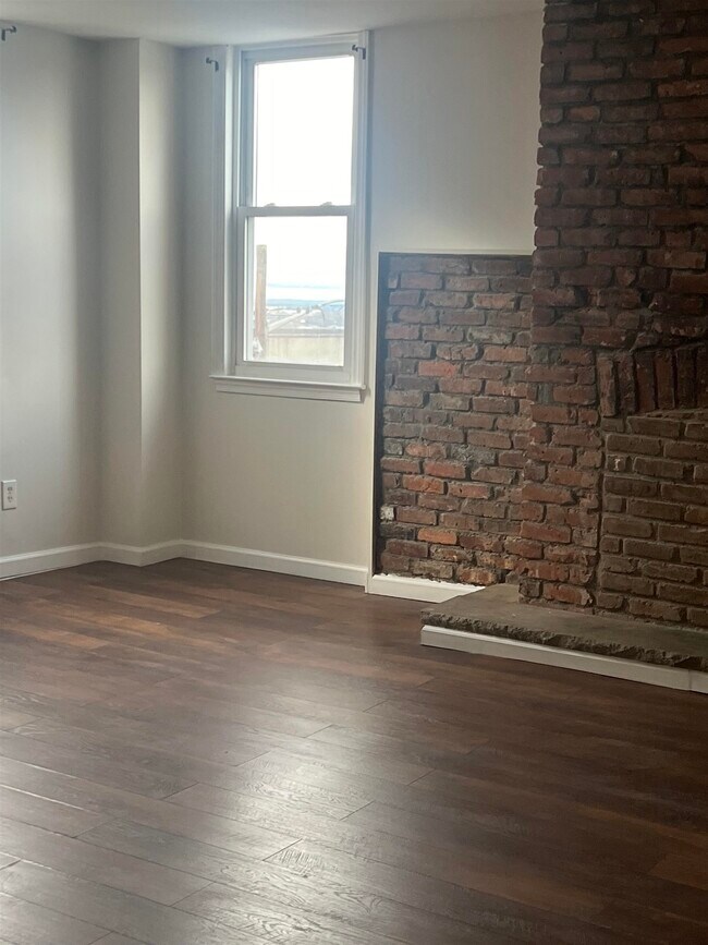 Building Photo - 3523 KENNEDY Blvd