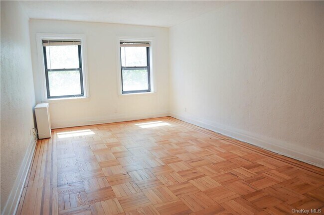 Building Photo - 42 Barker Ave