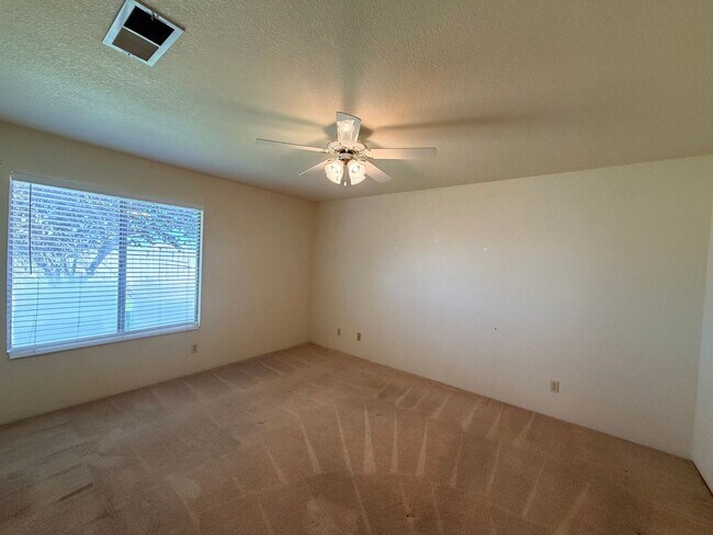 Building Photo - 1436 Pintail Cir