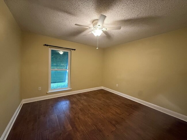 Building Photo - Lake Village Brick Rancher