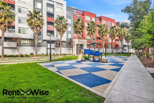 Building Photo - 390 Riesling Ave