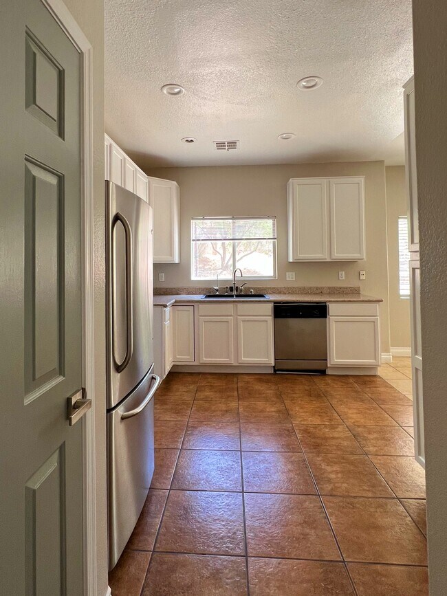 Building Photo - 1243 Peaceful Desert Ct