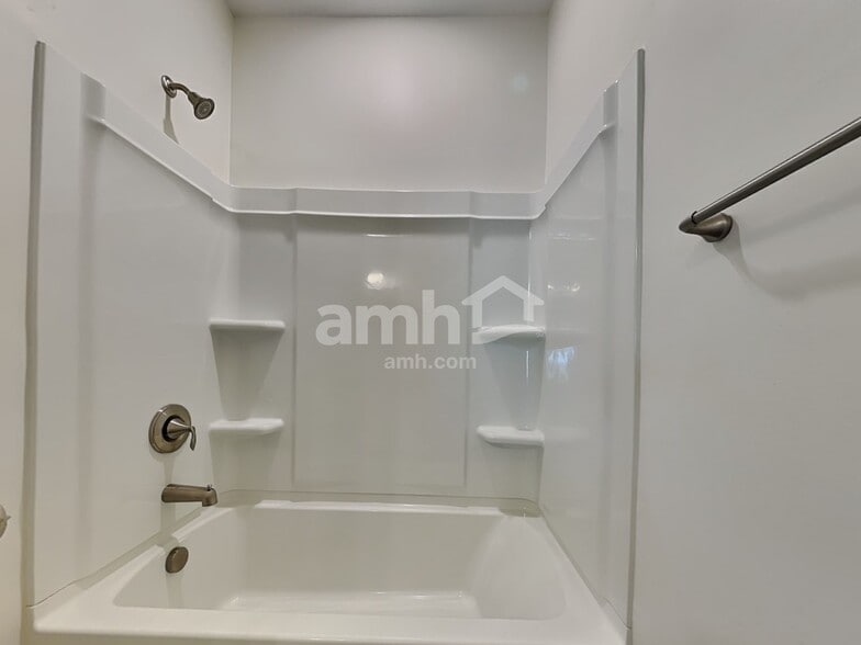 Building Photo - 1105 Bethany Dallas Dr