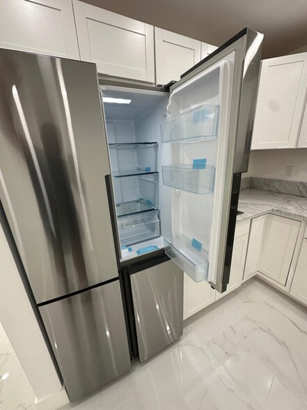 Building Photo - 2175 NE 170th St