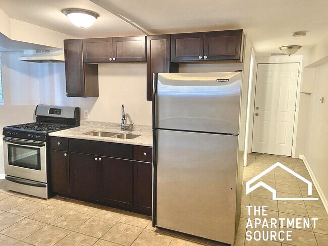 Building Photo - 4009 S Calumet Ave