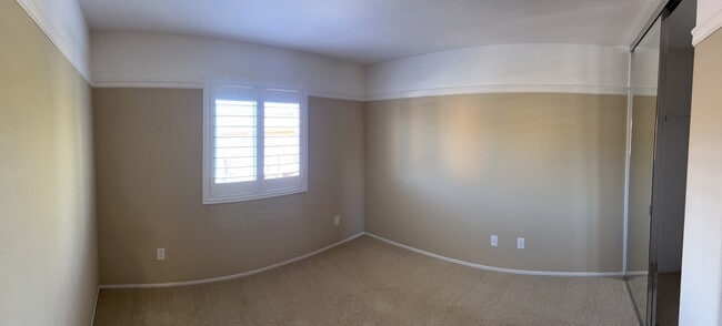 Building Photo - 46140 Grace Ct