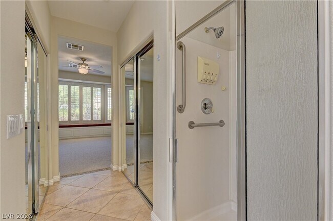 Building Photo - 5211 Vedra Ct