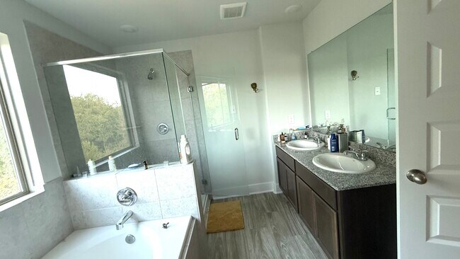 Building Photo - 4001 Cusco Ln