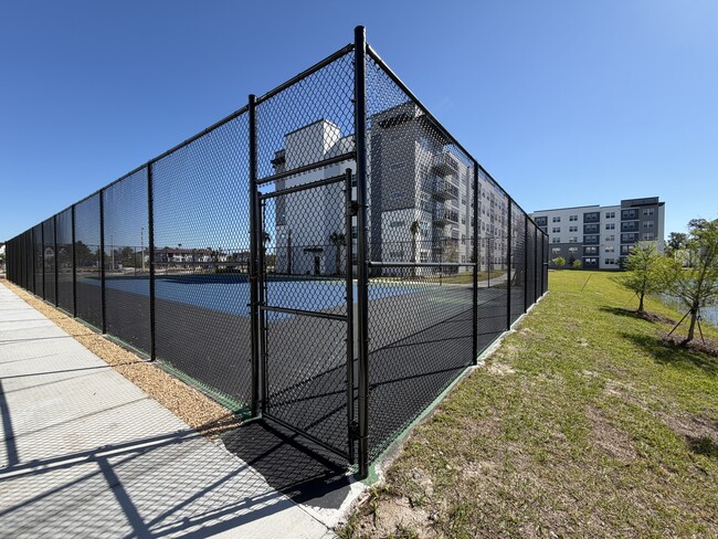 Building Photo - 5592 Pga Blvd