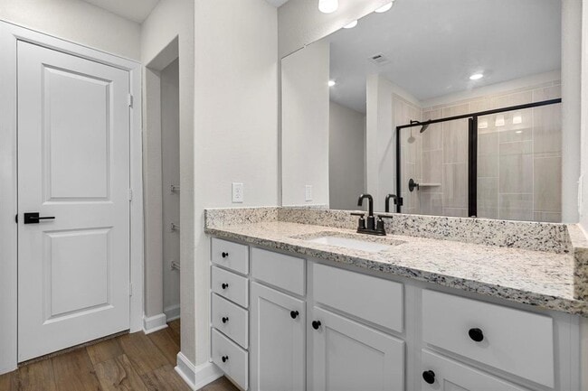 Building Photo - 1126 Whispering Winds Dr