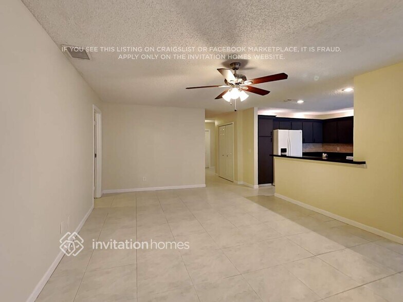 Building Photo - 8475 NW 2nd Manor