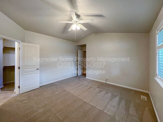 Building Photo - 2403 E Indian Creek Dr