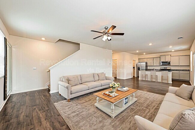 Building Photo - 2008 Redfern Rd