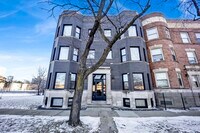 Building Photo - 4911 S Calumet Ave