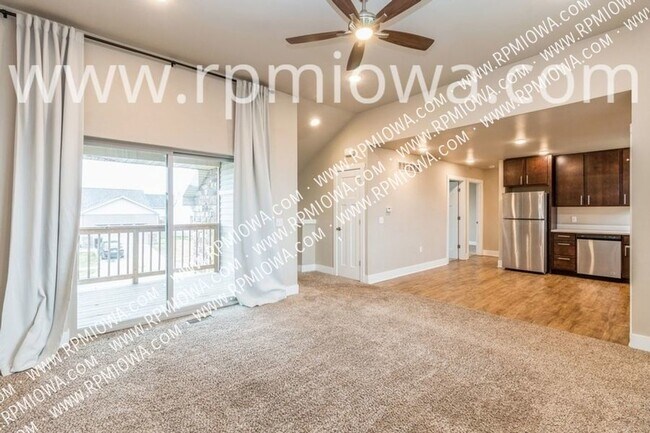 Building Photo - 1104 Cheyenne Dr