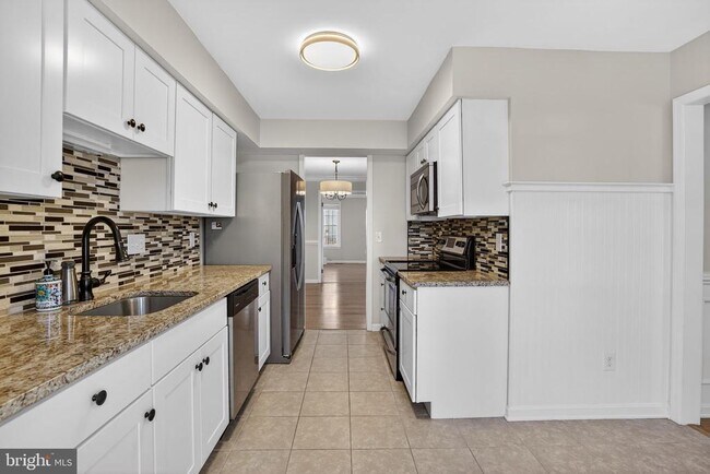 Building Photo - 5816 Apple Wood Ln