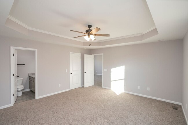 Building Photo - 123 Vanatta Rd