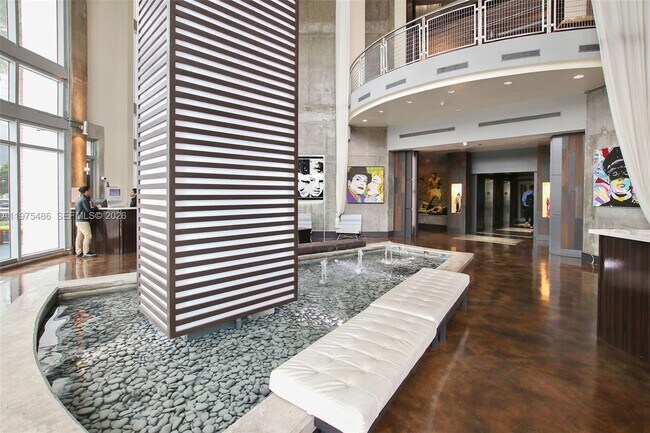 Building Photo - 690 SW 1st Ct