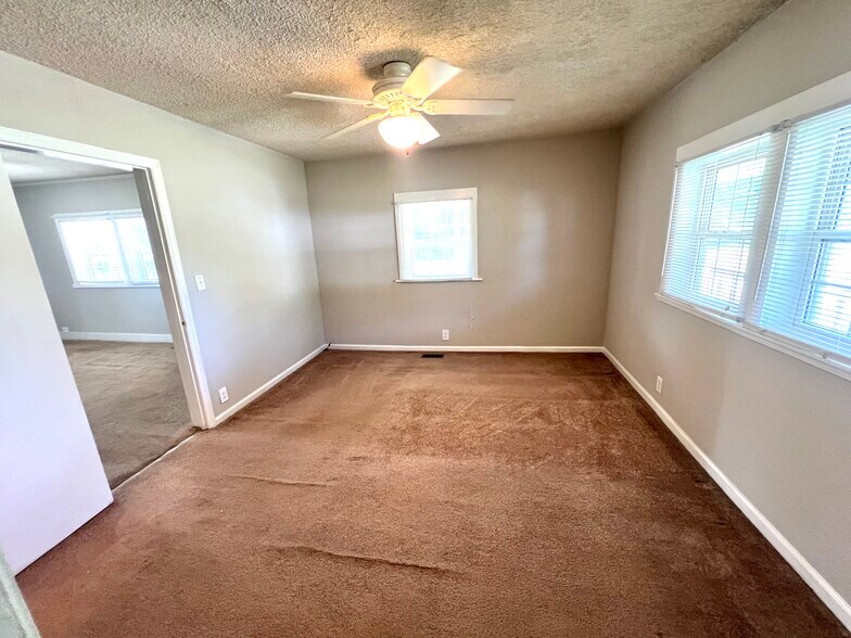 Master Bedroom downstairs - 671 Godley Rd