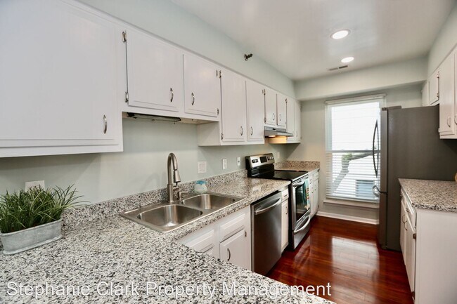 Building Photo - 3 br, 2 bath House - 409 33rd Street #B