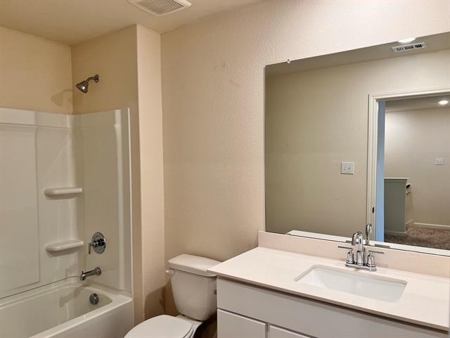 Building Photo - 316 Marsh Ln