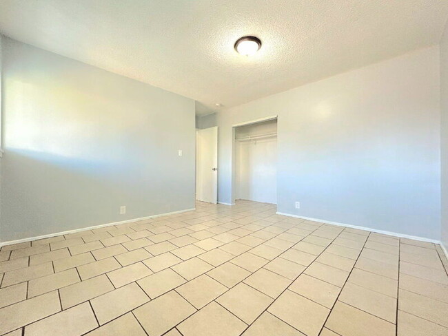 Building Photo - 8118 Stanford Ave