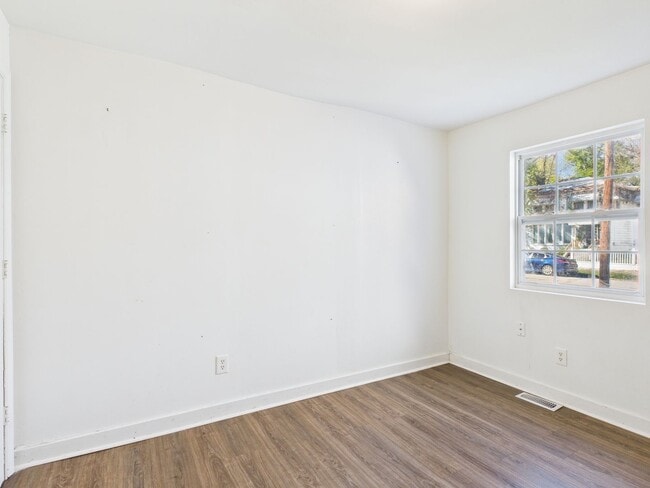 Building Photo - 1206 Rome St