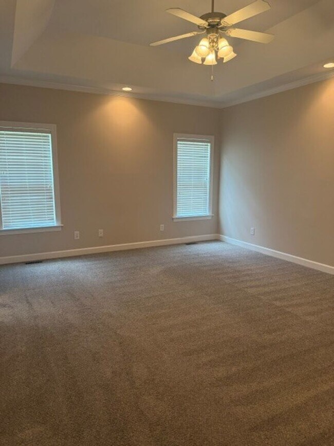 Building Photo - 3 Bed/2 Bath with Bonus Room in CBA Schools