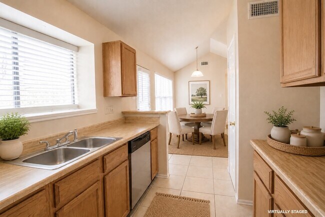 Building Photo - 1410 Flameleaf Dr