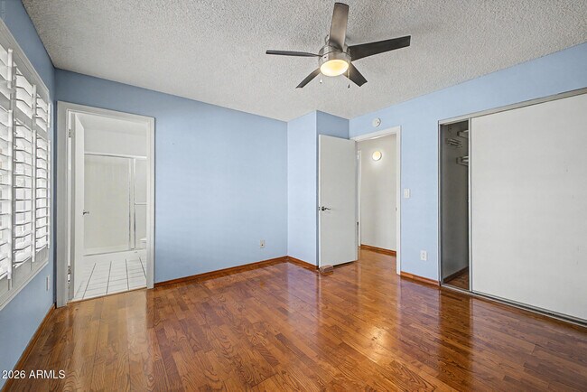 Building Photo - 1455 W Mohawk Ln