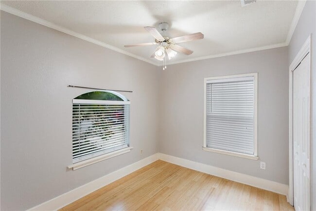 Building Photo - 74 Julius St