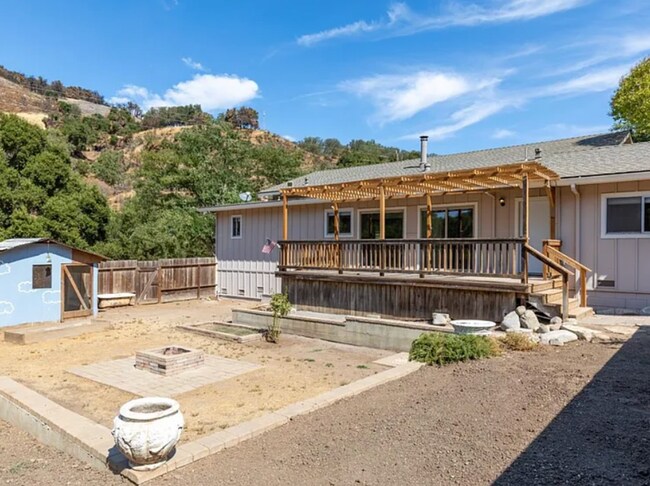 Building Photo - 20500 Cachagua Rd