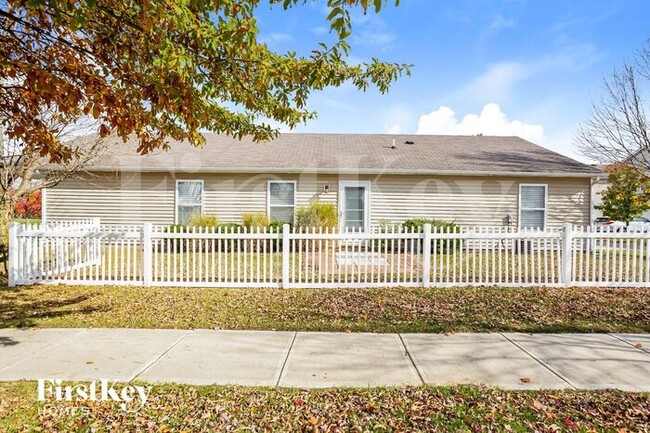 Building Photo - 12121 Belfry Dr