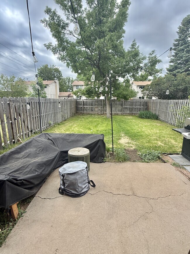 Building Photo - 3107 Azalea Dr