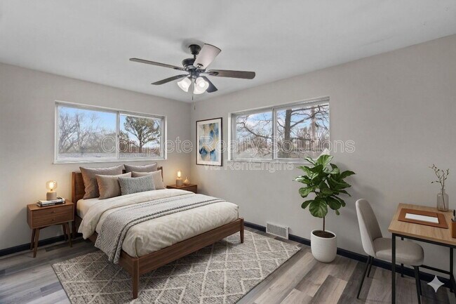 Building Photo - 5150 Wallingford Dr