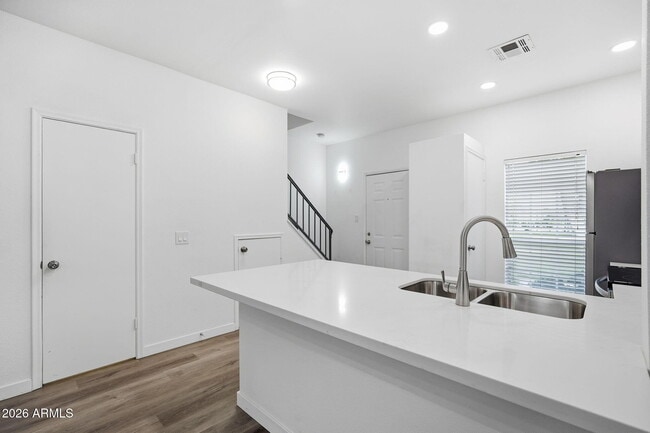 Building Photo - 18804 N 33rd Dr