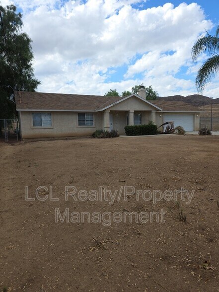 Building Photo - 22561 Forrest Rd