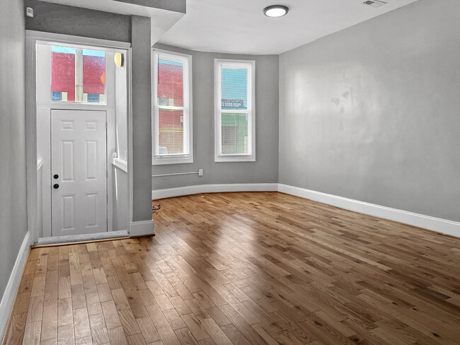 Building Photo - 2265 Reisterstown Rd