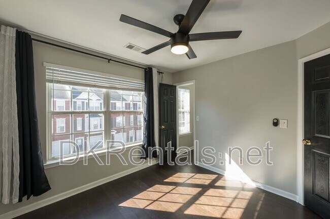 Building Photo - 3177 Mill Springs Cir NE