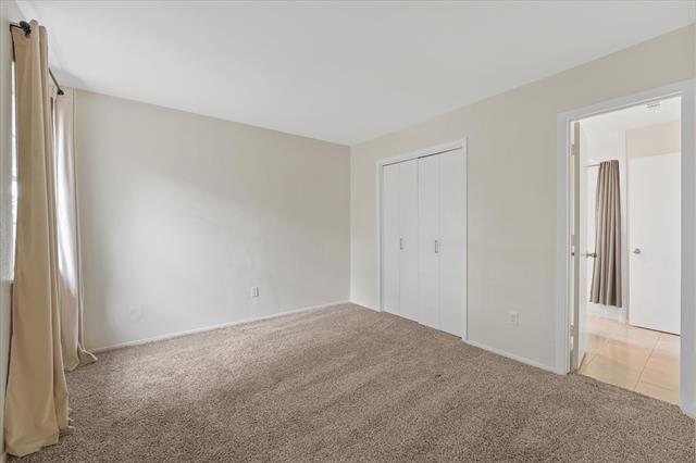 Building Photo - 4007 Ridgebrook Dr