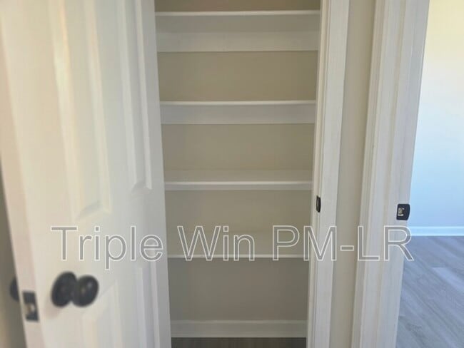 Building Photo - 1613 Moon Rd