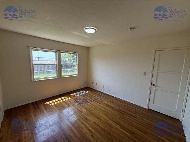 Building Photo - 4236 Corinth St