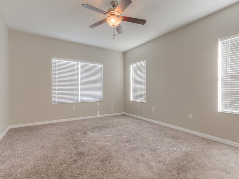 Building Photo - 4520 Forest Creek Tr
